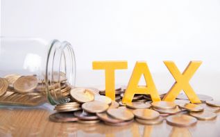 Жители Кипра не спешат платить налоги