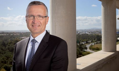 Берт Пайлс: «Необслуживаемые кредиты – национальная проблема №1»