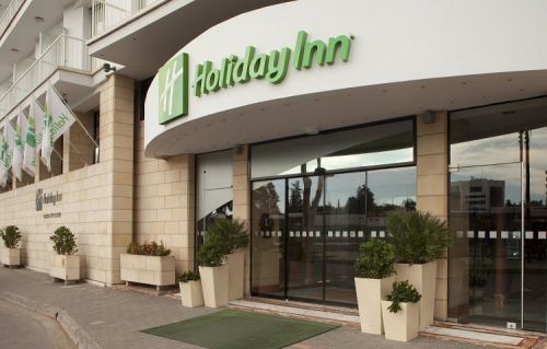 Holiday Inn в Никосии был выставлен на продажу