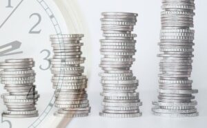 По кредитам снова надо платить
