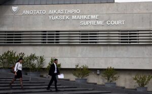 Действия парламента противоречат Конституции