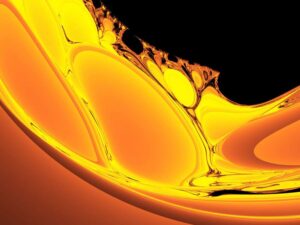 Продажи нефтепродуктов выросли