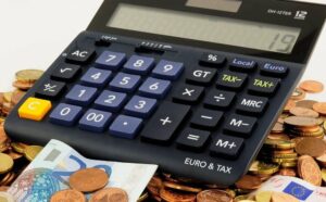 Только 10% жителей Кипра заполнили налоговую декларацию