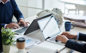 Работодателей обяжут зарегистрировать всех работников