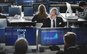 A Confusing Year in Markets