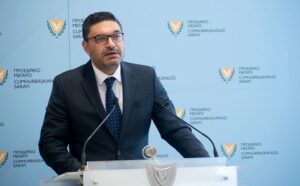 Минфин: выход из кризиса будет нелегким