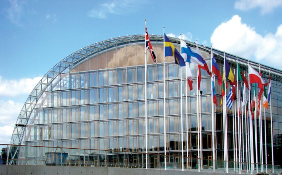 EIB: 1
