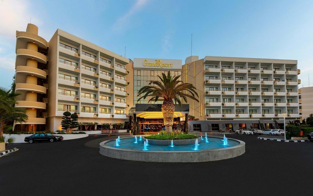 Израильский холдинг купит отель Grand Resort