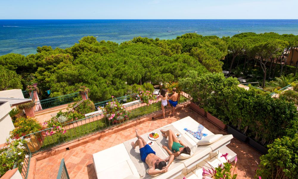 Лоренцо Джаннуцци: «В Forte Village и Palazzo Fiuggi мы заботимся о каждой мелочи»