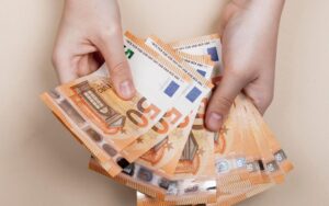 МРОТ на Кипре – один из самых низких в ЕС