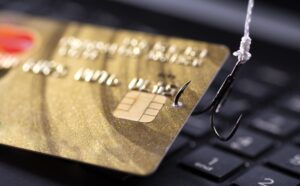 16 000 киберкраж на 4 миллиона евро за полгода